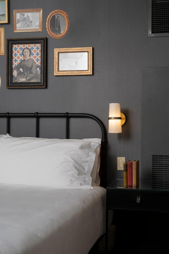 Premier Double Room with Two Double Beds interior